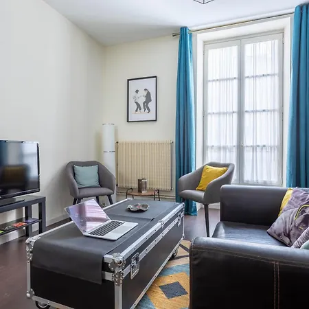 Remy - Appt 68 M2 Cosy - Place De Jaude & Tramway شقة كليرمونت-فيراند